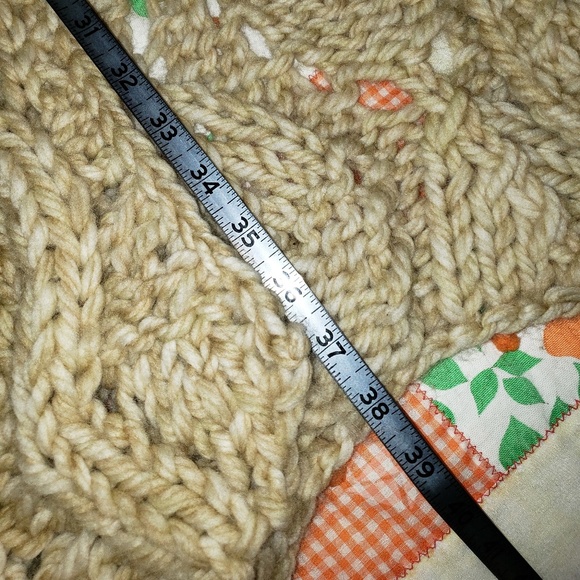 Hand Knit Wool Jacket - Picture 6 of 7